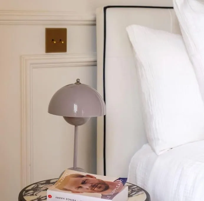 Appart Haussmannien Luxe - 2 Chambres, Champs-Elysees Paris 0*,  France