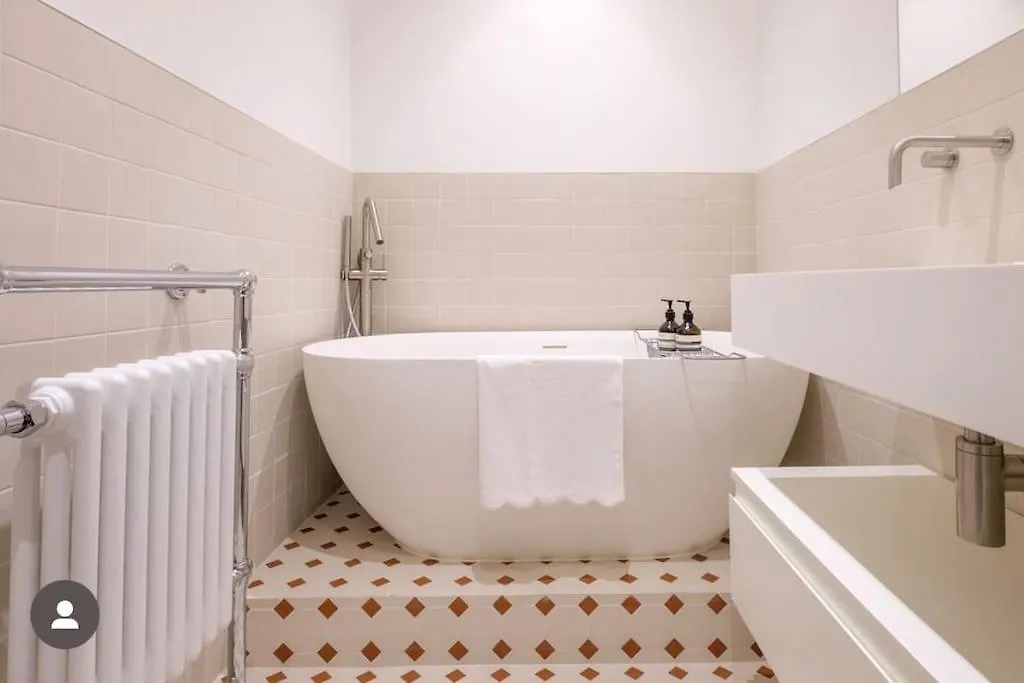 Apartment Appart Haussmannien Luxe - 2 Chambres, Champs-Elysees Paris France