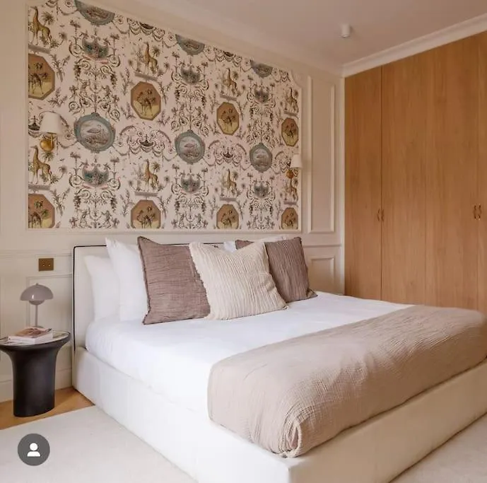 Appart Haussmannien Luxe - 2 Chambres, Champs-Elysees Paris 0*,