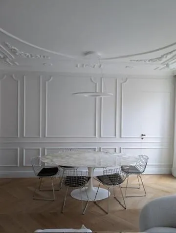 Apartment Appart Haussmannien Luxe - 2 Chambres, Champs-Elysees Paris